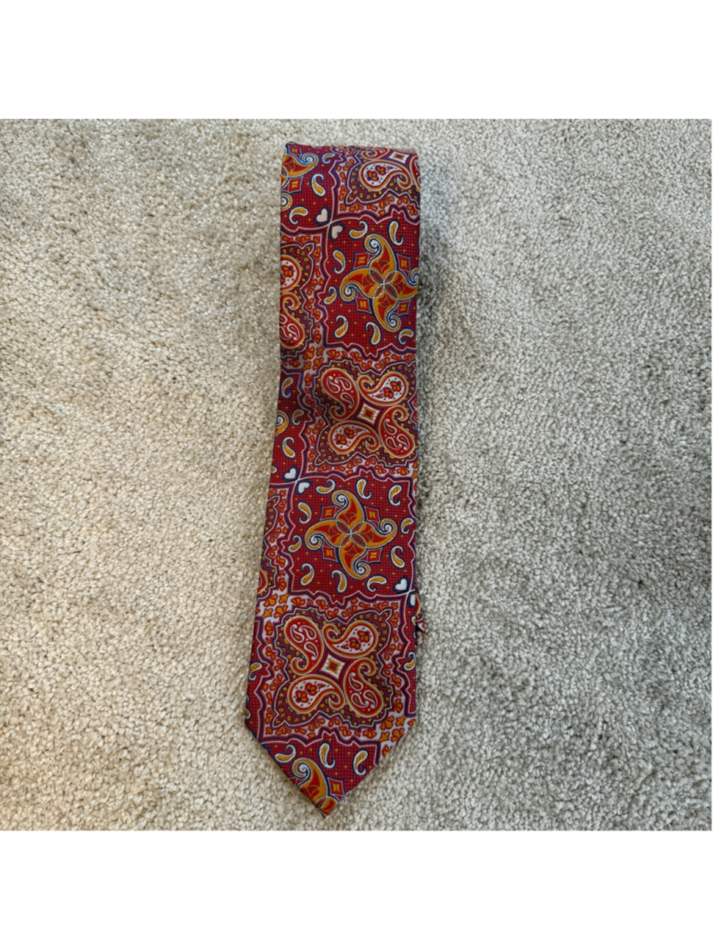 Gianfranco Italy Red Paisley Silk Necktie Made in Italy 58” Classic Width